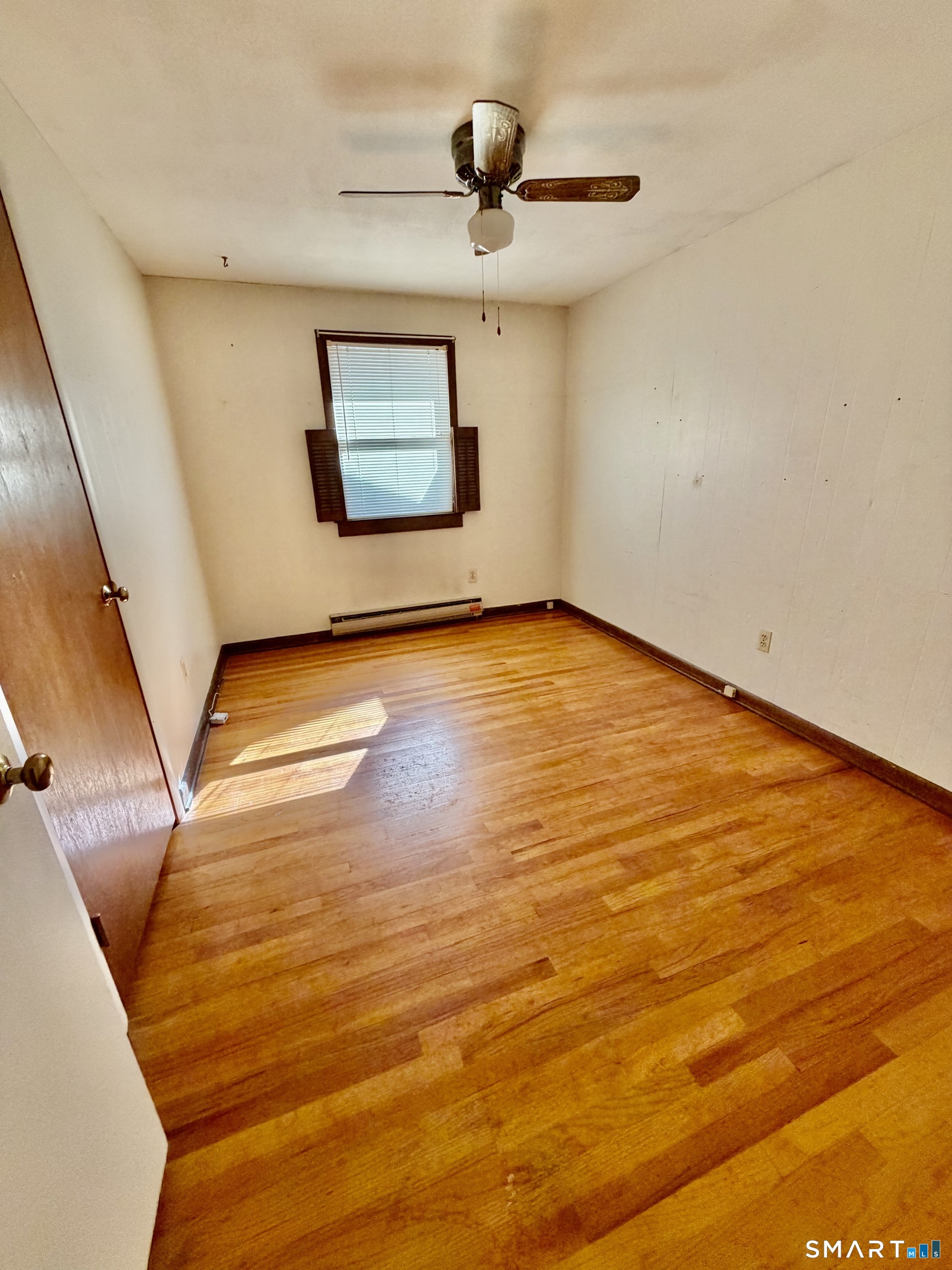 232 Lakeside Boulevard East Waterbury, CT 06708 - Photo 15 of 22