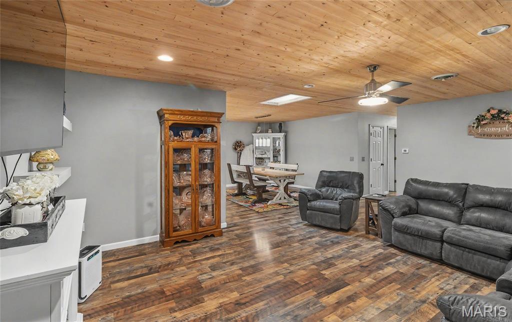 15801 Hargrove Road St. Robert, MO 65584 - Photo 5 of 41 Gallery Image 5