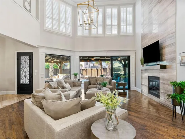 $1,200,000 | 6497 Hunters Parkway, Frisco, TX 75035