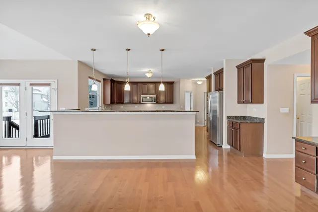 $4,800 | 426 Kingfisher Road, Bartlett, IL 60103