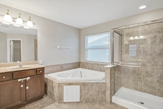 $4,800 | 426 Kingfisher Road, Bartlett, IL 60103