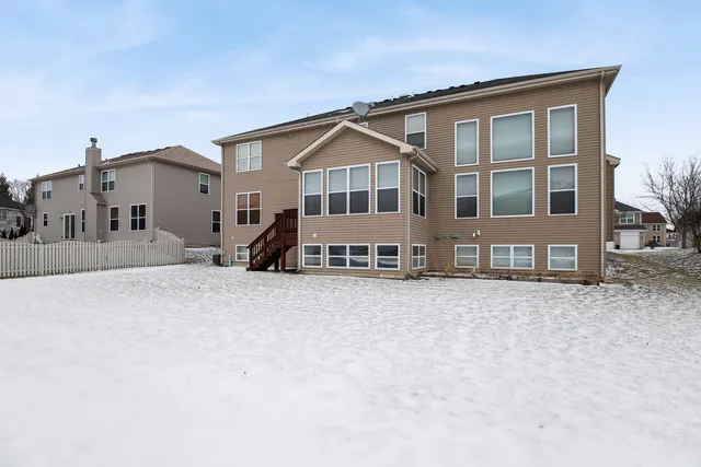 $4,800 | 426 Kingfisher Road, Bartlett, IL 60103