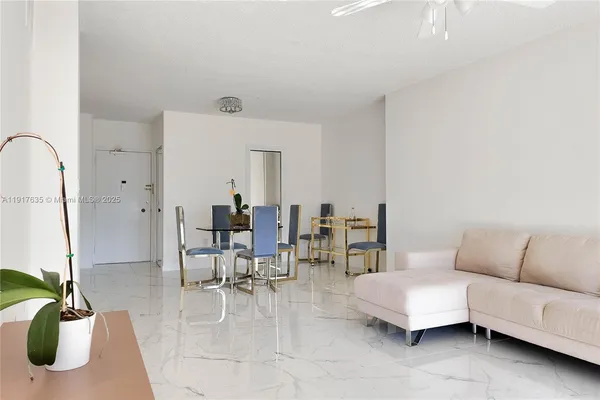 $2,250 | 1965 South Ocean Drive, Unit 6M, Hallandale Beach, FL 33009