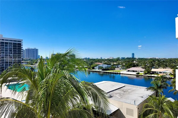 $2,250 | 1965 South Ocean Drive, Unit 6M, Hallandale Beach, FL 33009
