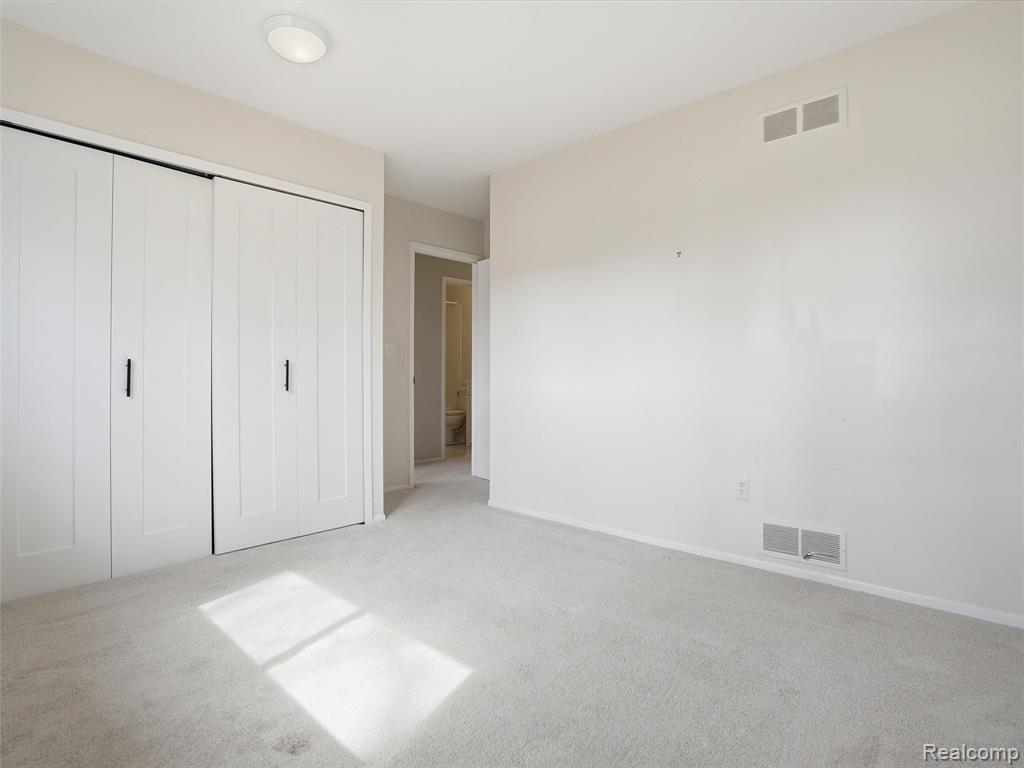 115 Manor Way Rochester Hills, MI 48309 - Photo 22 of 46 Gallery Image 22