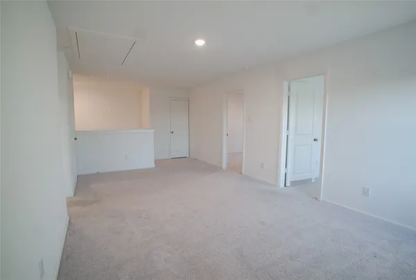 $2,000 | 3210 Spanish Oak Lane, Rosenberg, TX 77471