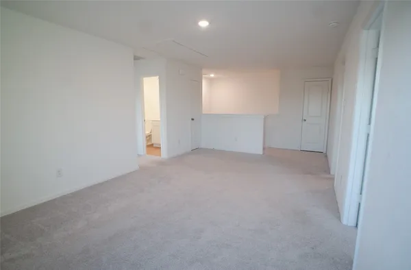 $2,000 | 3210 Spanish Oak Lane, Rosenberg, TX 77471