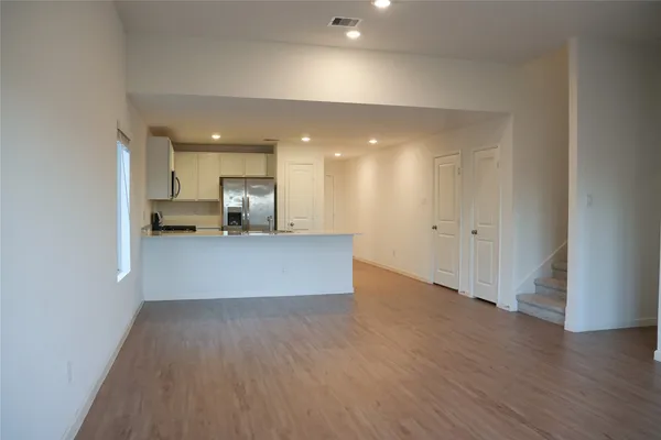 $2,000 | 3210 Spanish Oak Lane, Rosenberg, TX 77471