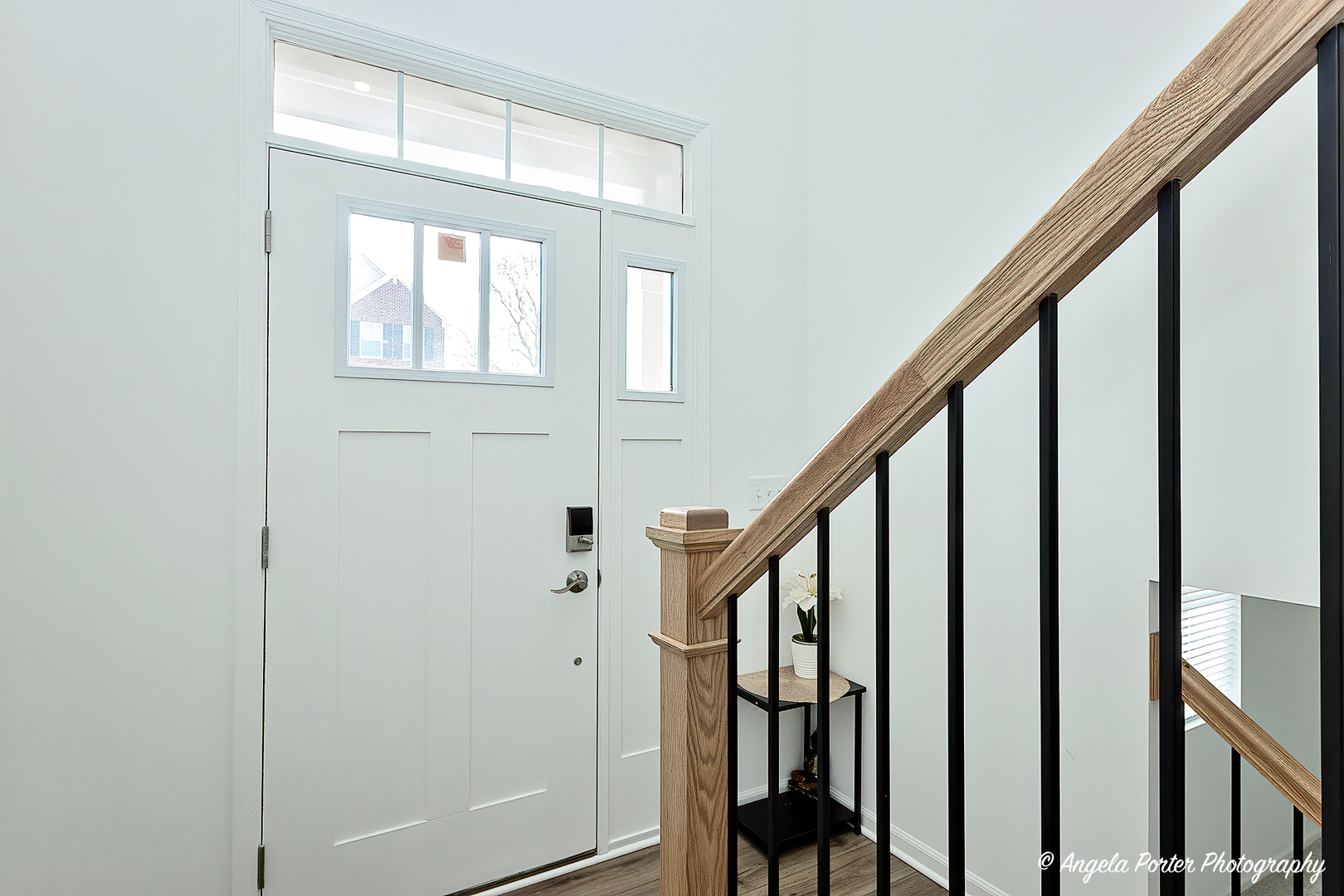 1004 Neubauer Circle Lindenhurst, IL 60046 - Photo 2 of 29 a view of an entryway with staircase