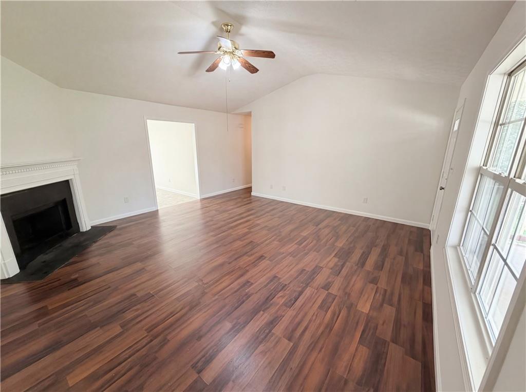 178 April Lane Jefferson, GA 30549 - Photo 5 of 24