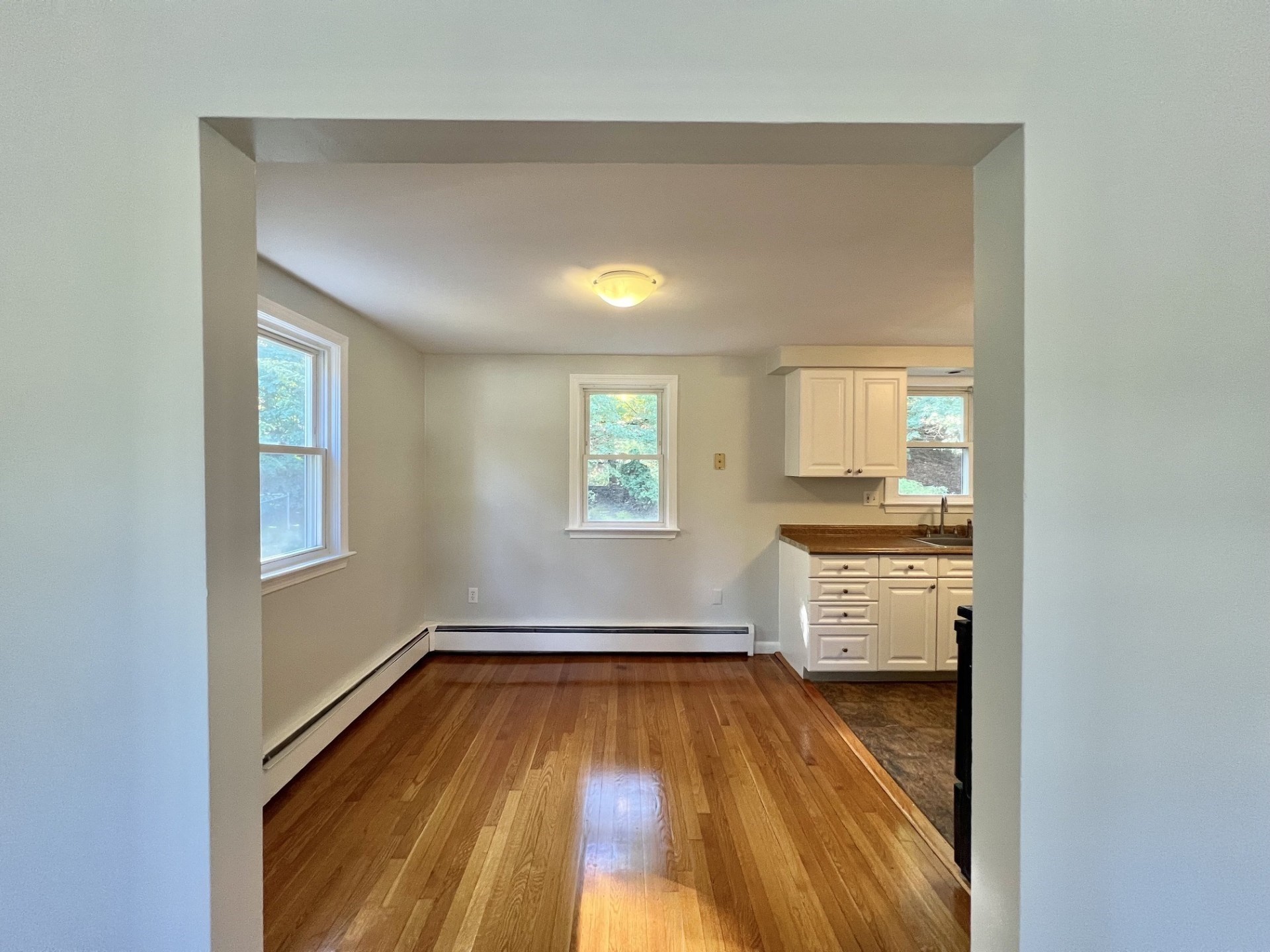 34 Charles Road, Unit 34 Winchester, MA 01890 - Photo 5 of 18 Gallery Image 5
