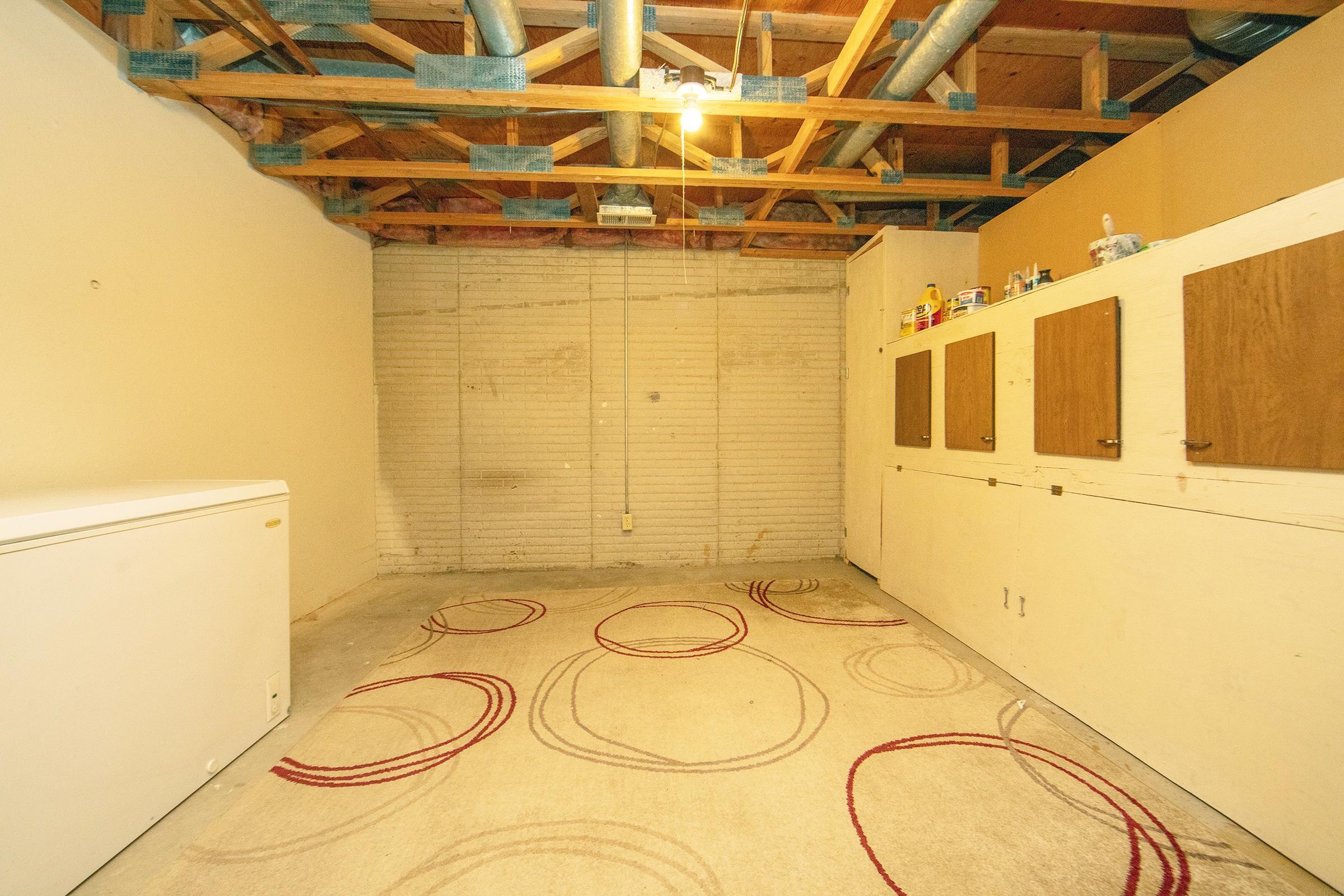 2330 Dusty Road Waterloo, IA 50701 - Photo 20 of 29 Gallery Image 20