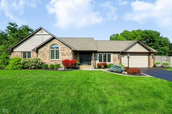 $675,000 | 15014 Romalong Court, Carmel, IN 46032