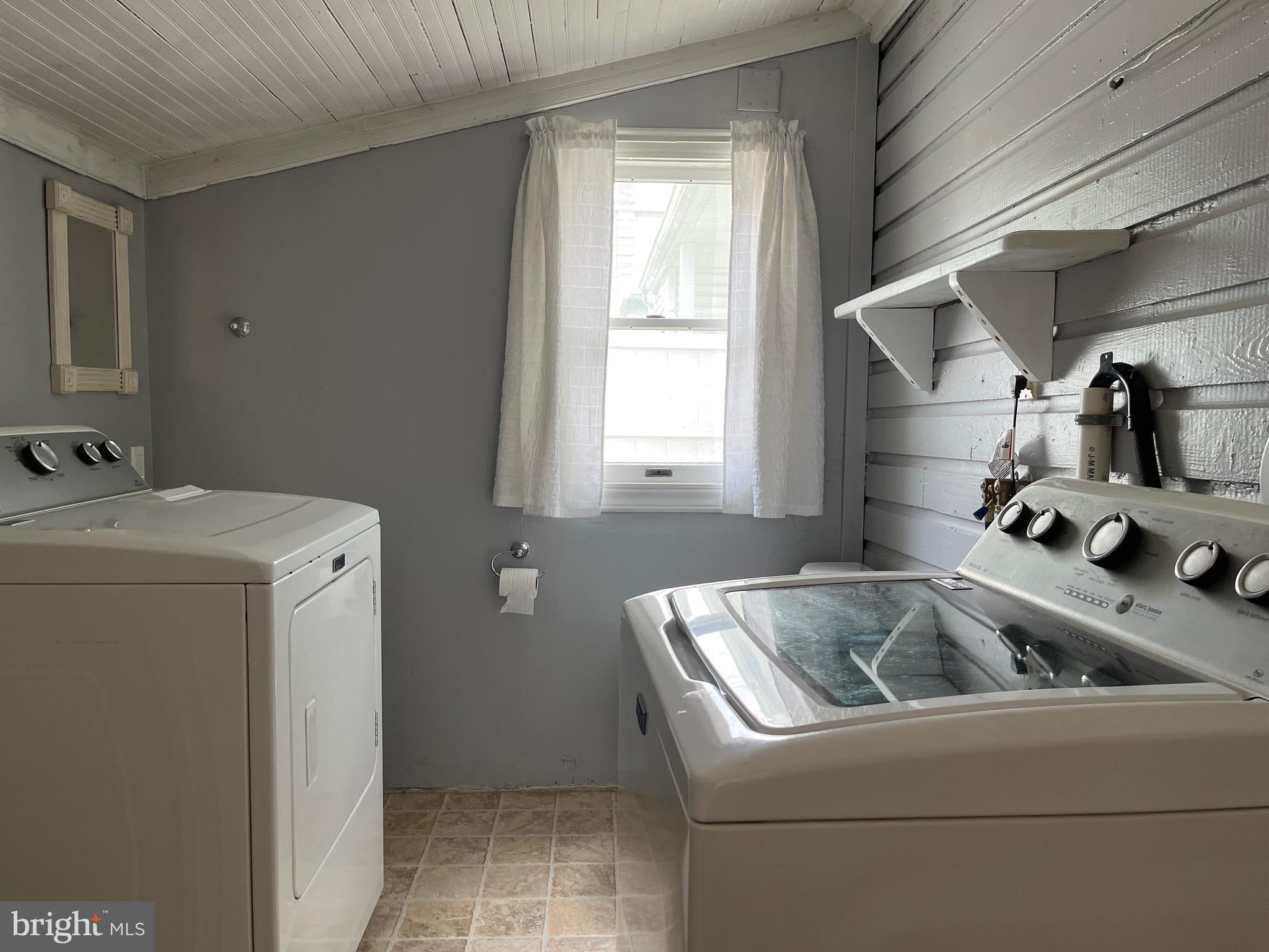 537 Main Street Denver, PA 17517 - Photo 12 of 20 Gallery Image 12
