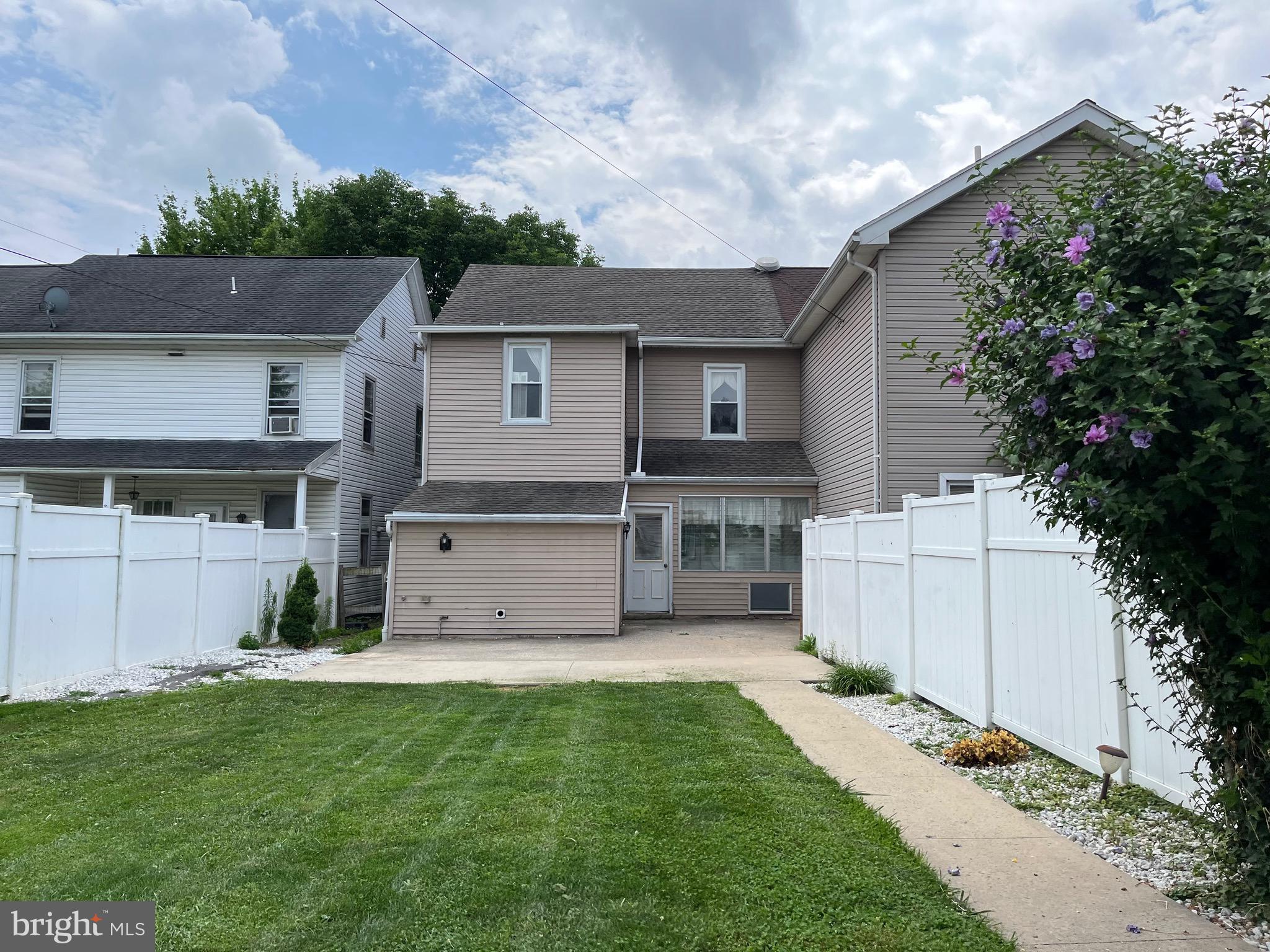 537 Main Street Denver, PA 17517 - Photo 17 of 20 Gallery Image 17