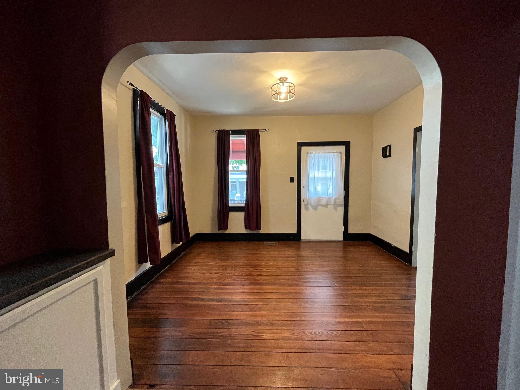 537 Main Street Denver, PA 17517 - Photo 8 of 20 Gallery Image 8