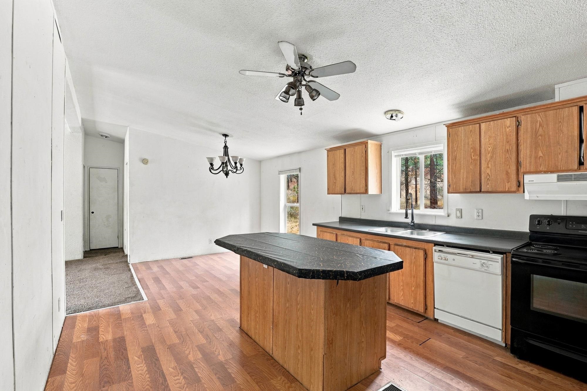 6442 Pascal Road Fruitland, WA 99129 - Photo 7 of 35 Gallery Image 7