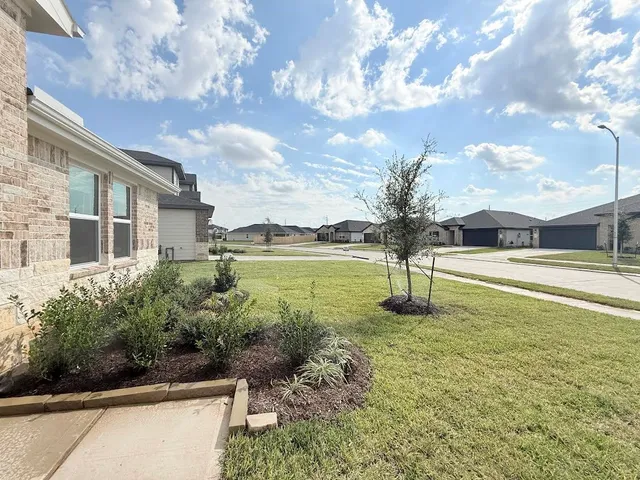 $2,250 | 30714 Wicklow Gdns Drive, Fulshear, TX 77494