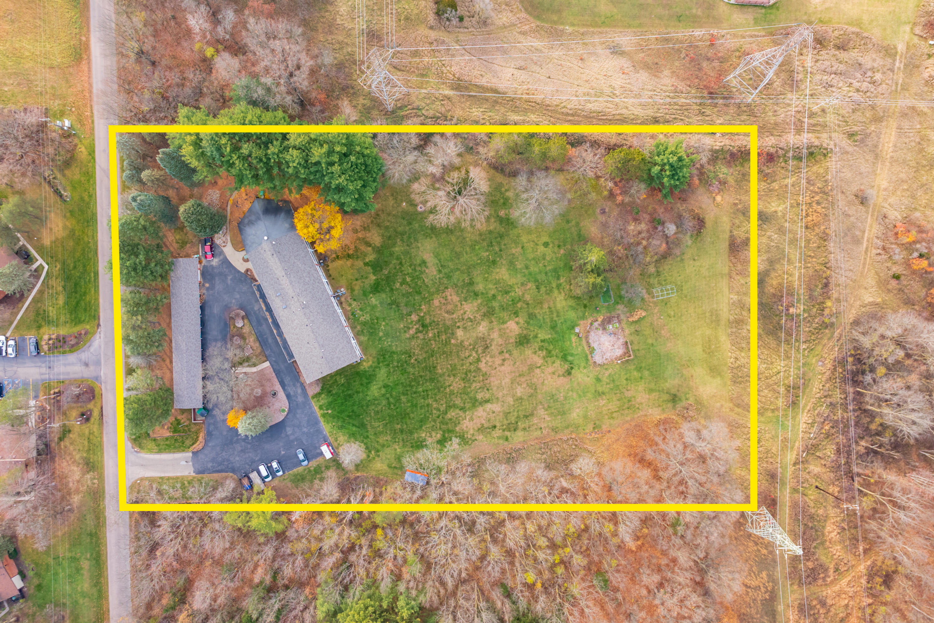 561 Garrison Road Battle Creek, MI 49017 - Photo 4 of 66