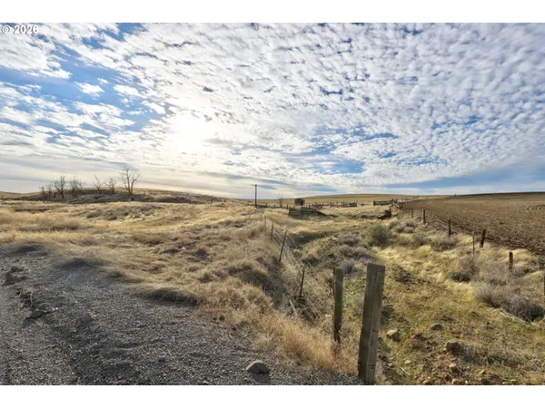 $119,000 | 62722 Hart Road, Moro, OR 97039