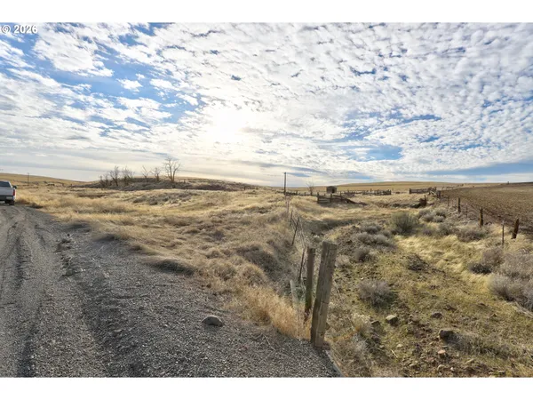 $119,000 | 62722 Hart Road, Moro, OR 97039