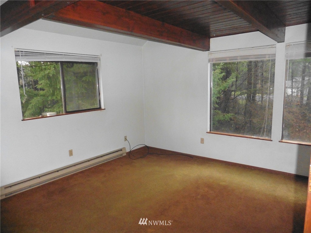 9934 168th Avenue Southwest Rochester, WA 98579 - Photo 16 of 22