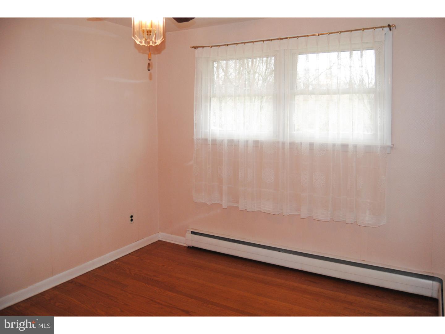 577 Byberry Road Huntingdon Valley, PA 19006 - Photo 11 of 25 Bedroom 3
