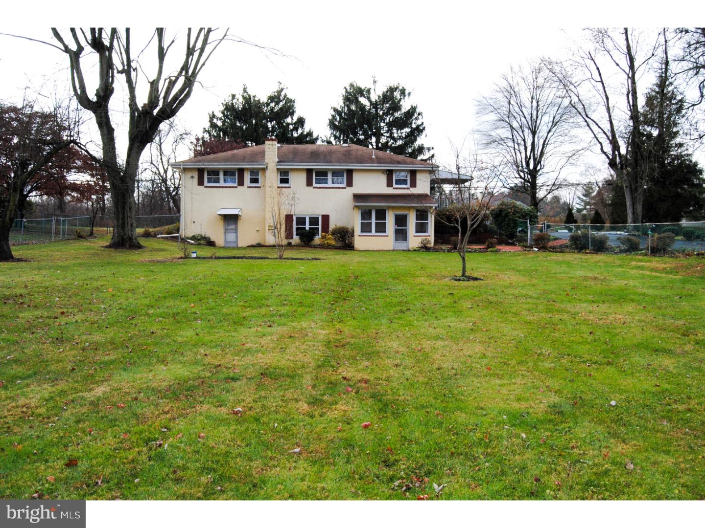 577 Byberry Road Huntingdon Valley, PA 19006 - Photo 23 of 25 Exterior Back