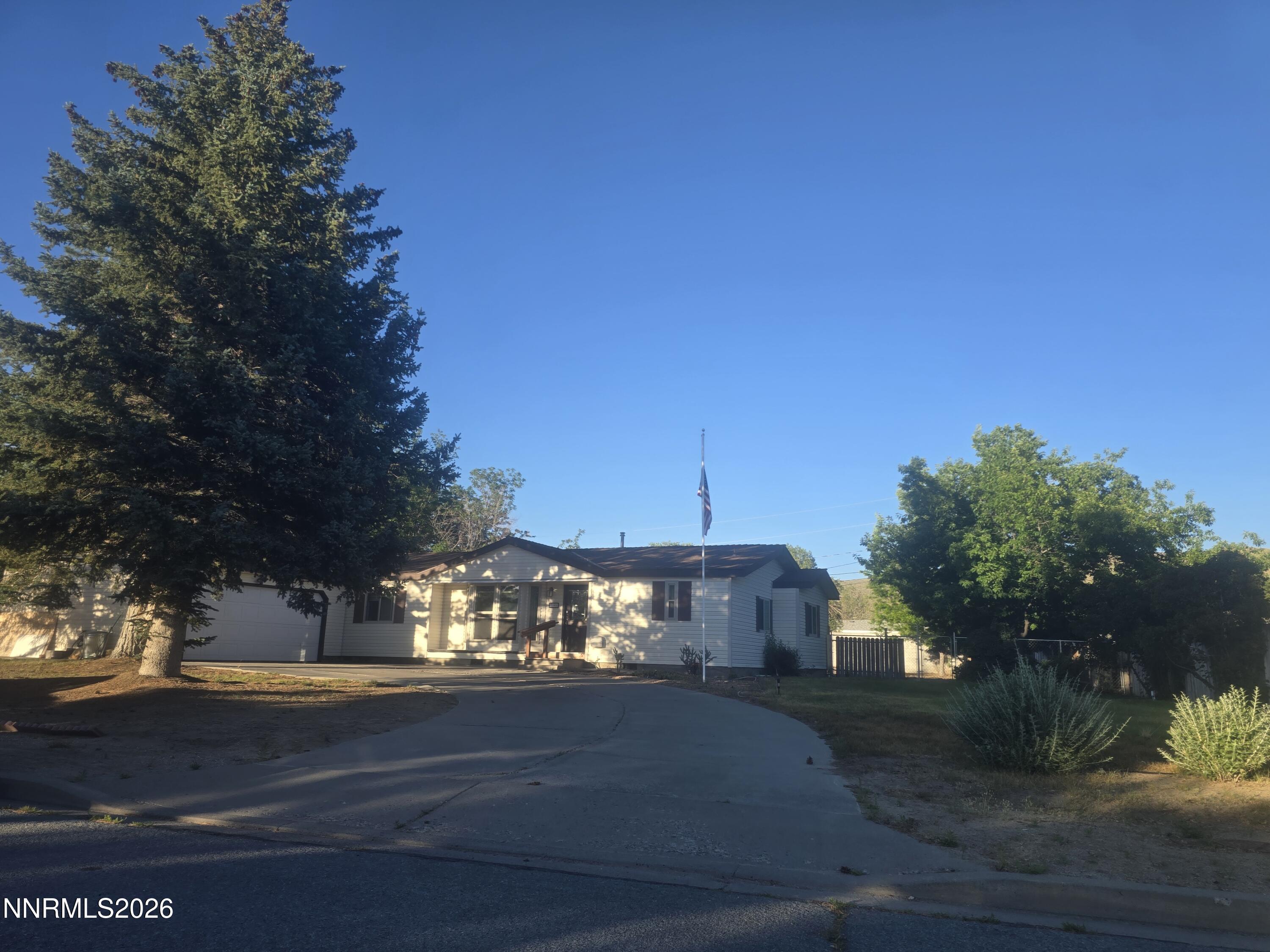 3900 Puffin Street Reno, NV 89508 - Photo 19 of 29 20260612_192302