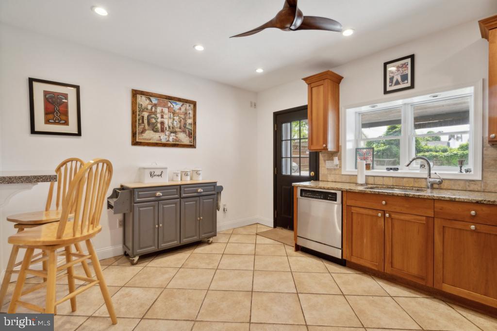 3638 Merrick Road Philadelphia, PA 19129 - Photo 12 of 16 Gallery Image 12