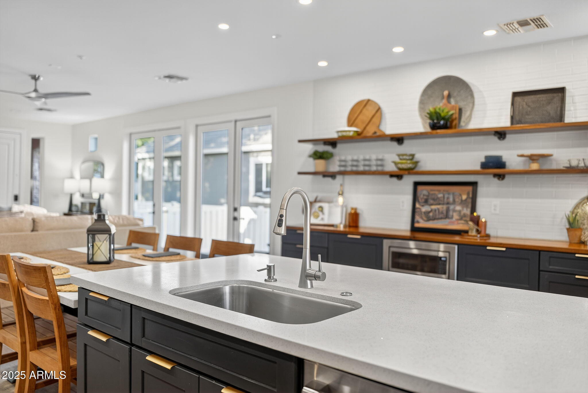 3059 East Agritopia Loop North Gilbert, AZ 85296 - Photo 22 of 85 Quartz Island & Custom Table top