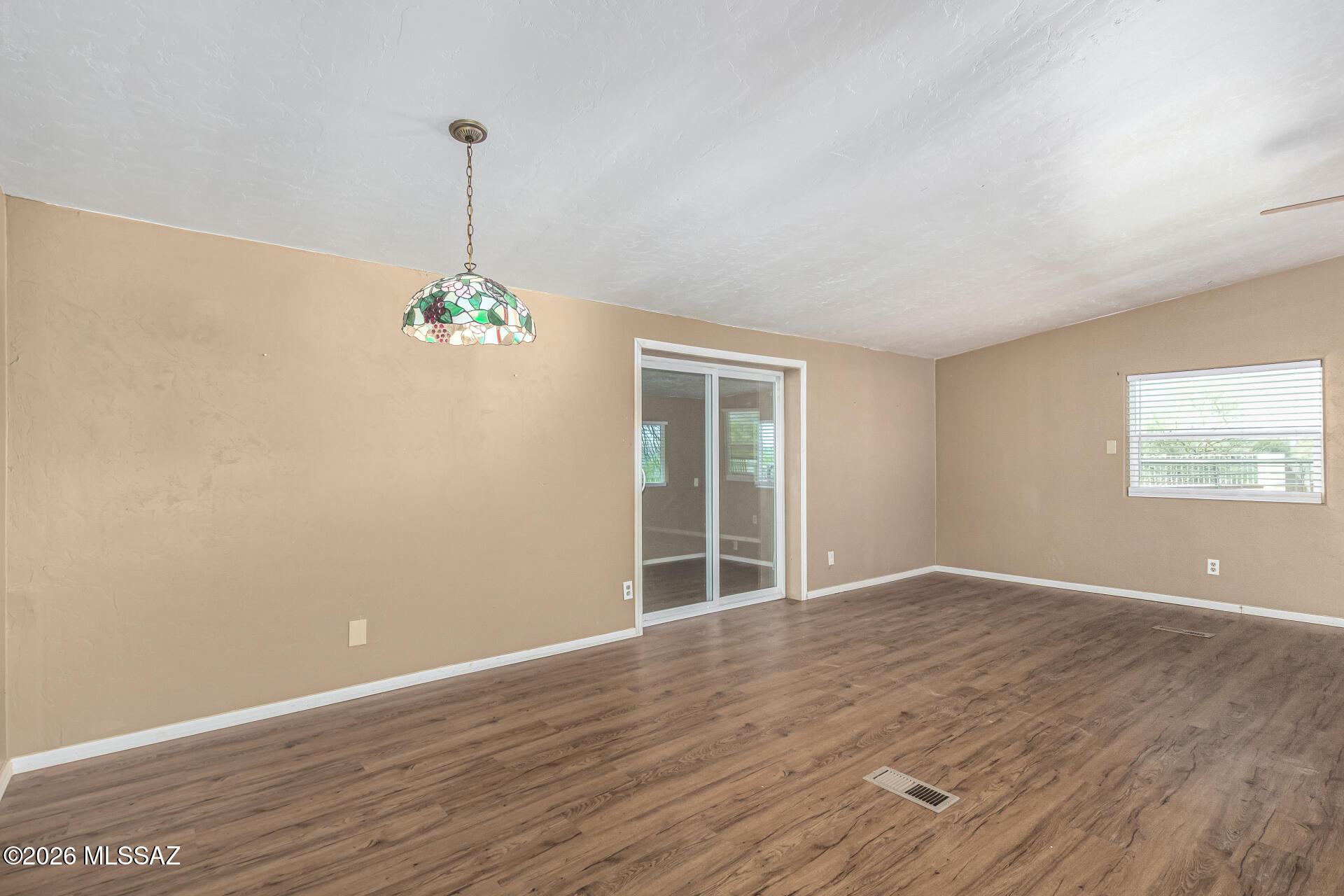 14813 North Swan Road Tucson, AZ 85739 - Photo 17 of 45 09 Swan