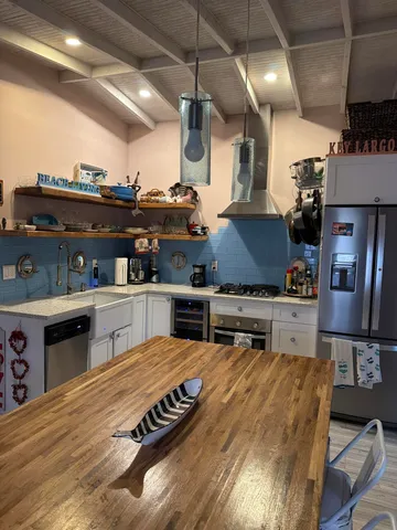 $689,000 | 56 Buttonwood Drive, Key Largo, FL 33037