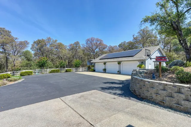 $1,085,000 | 3730 Kimo Way, Auburn, CA 95602