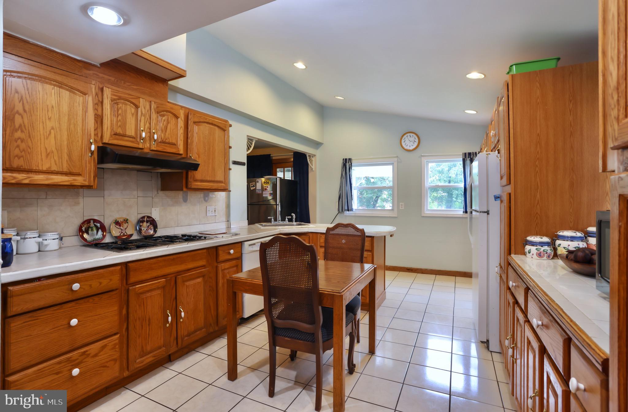 5616 Seminary Road Alexandria, VA 22311 - Photo 14 of 34
