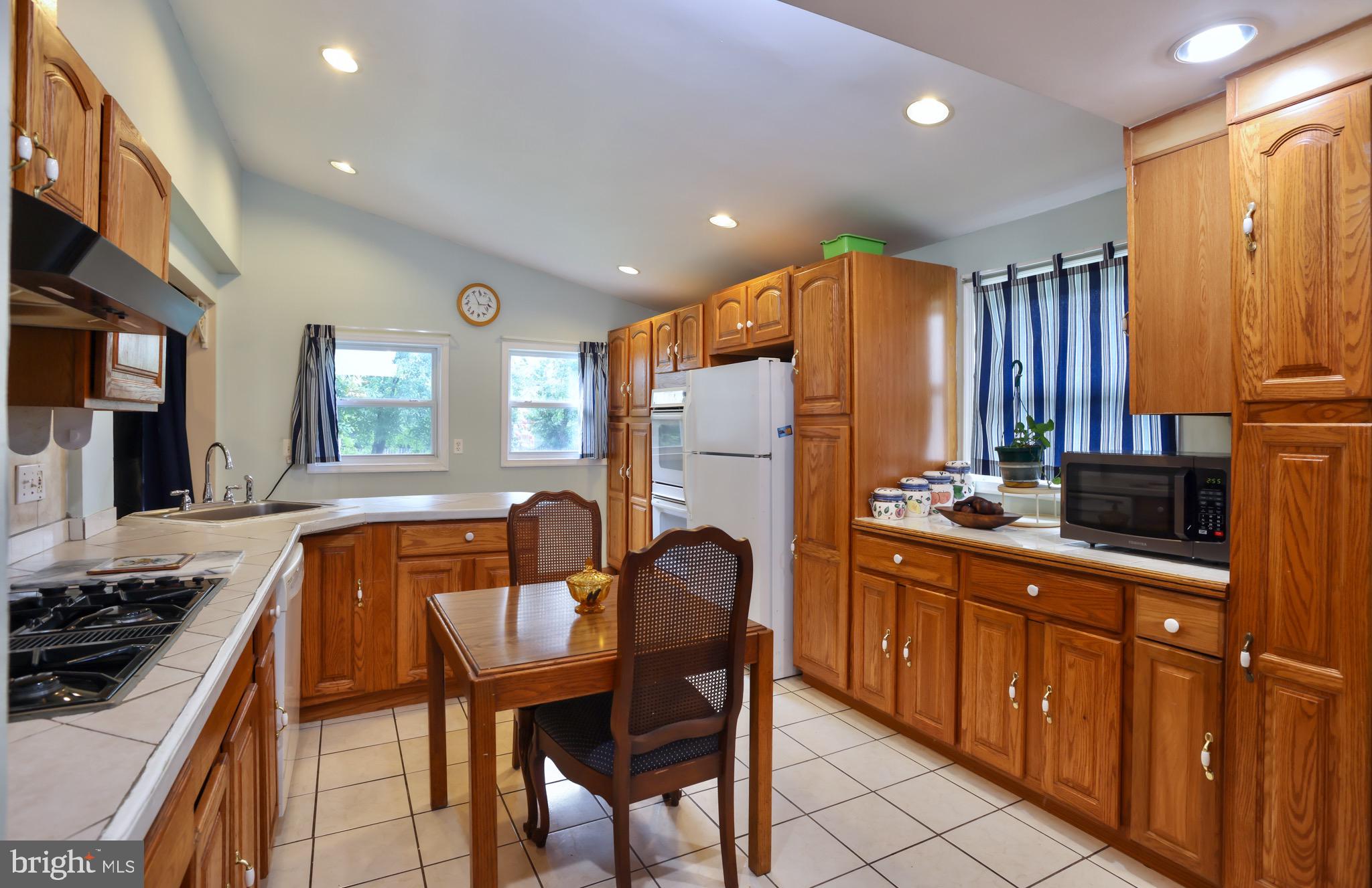 5616 Seminary Road Alexandria, VA 22311 - Photo 15 of 34