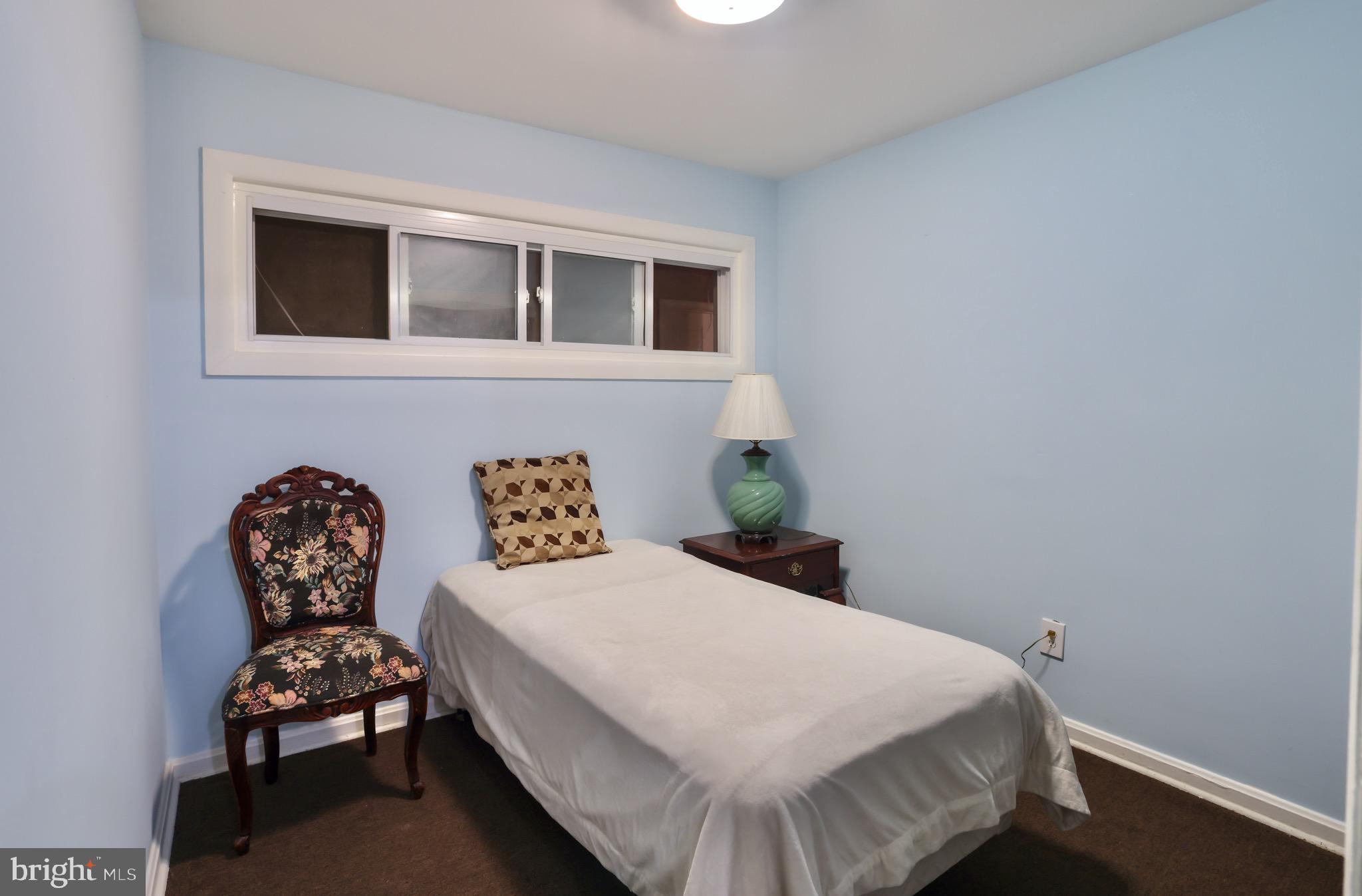 5616 Seminary Road Alexandria, VA 22311 - Photo 6 of 34