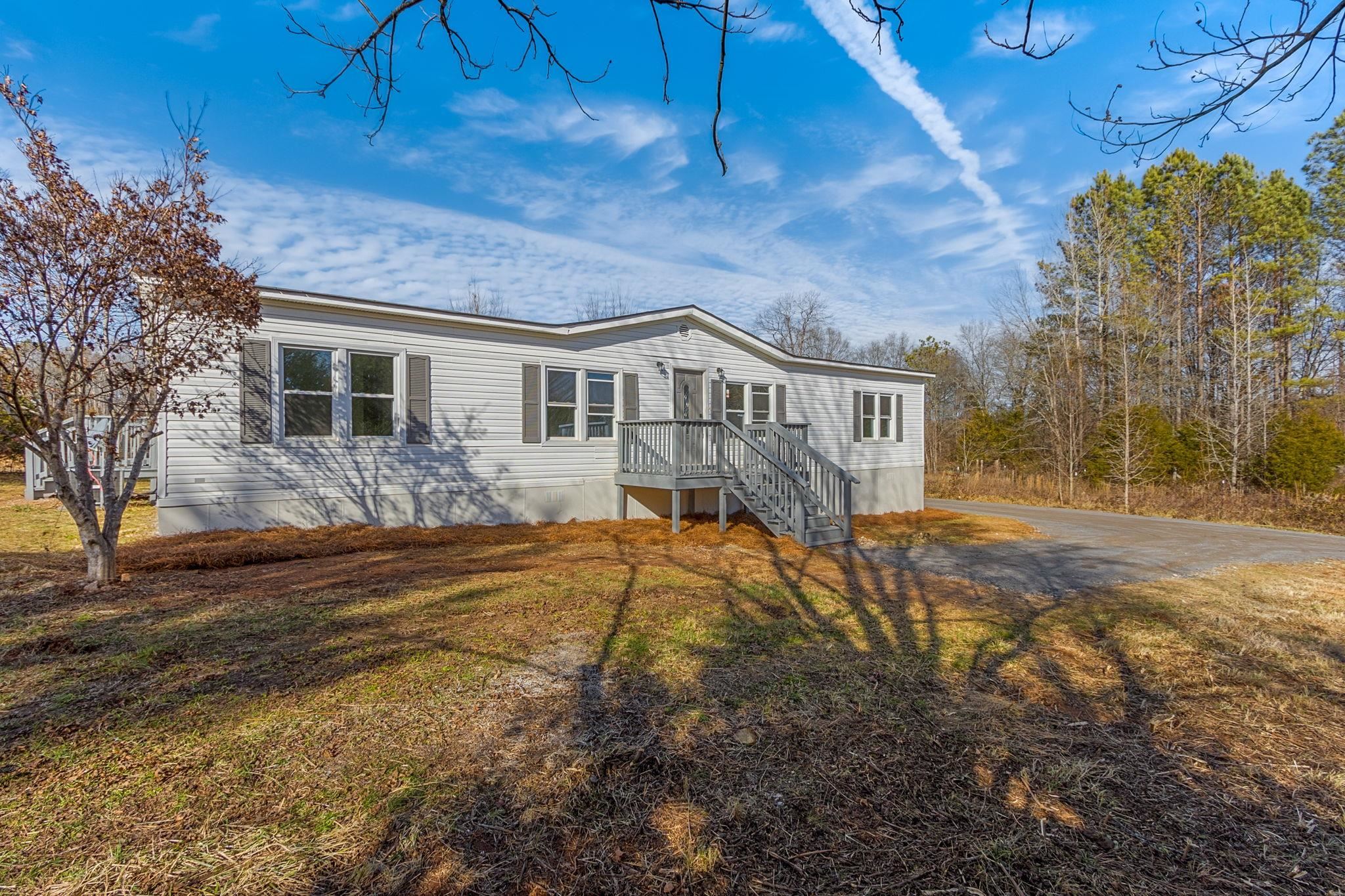 1384 Durbin Church Road Gray Court, SC 29645 - Photo 3 of 36