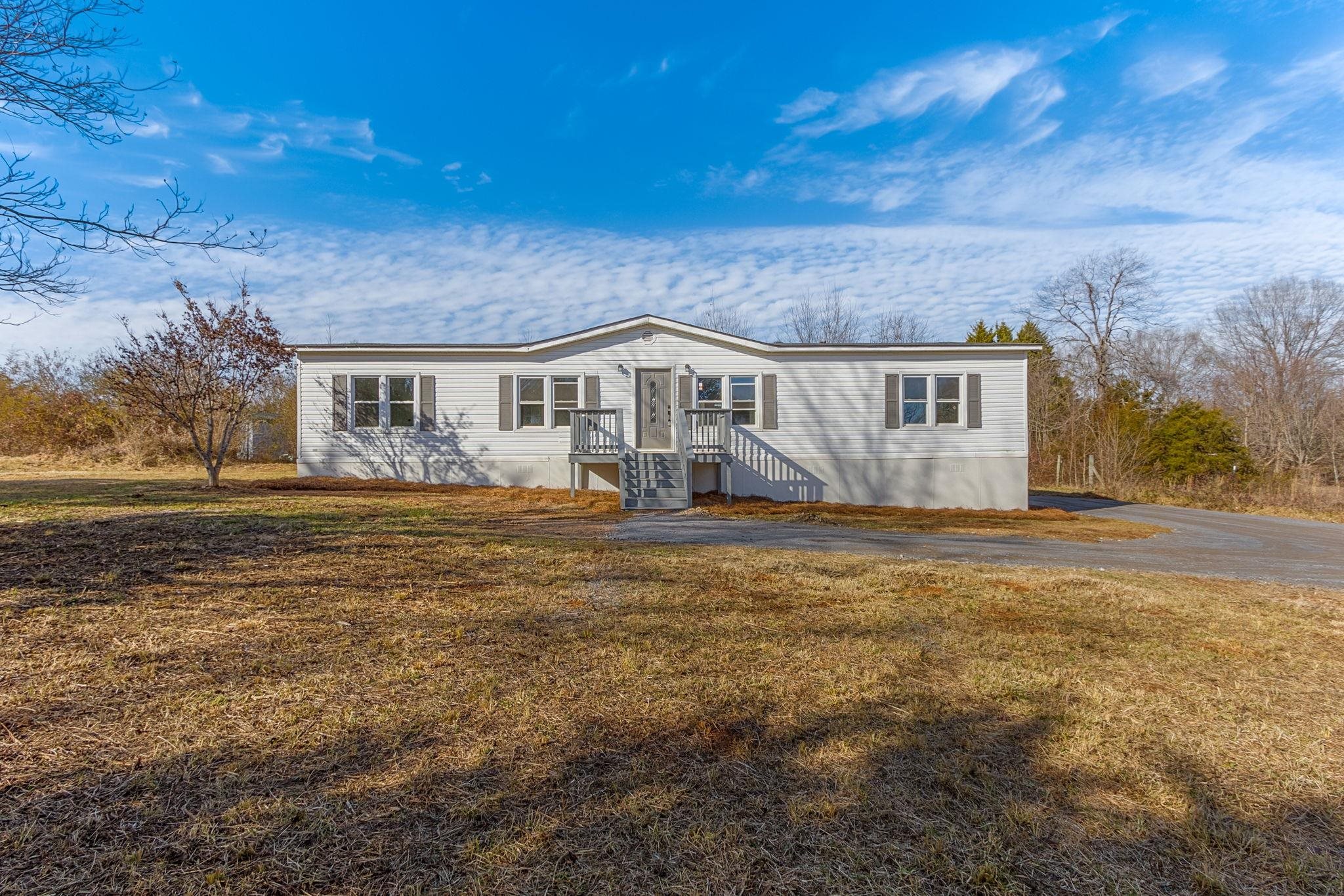 1384 Durbin Church Road Gray Court, SC 29645 - Photo 4 of 36
