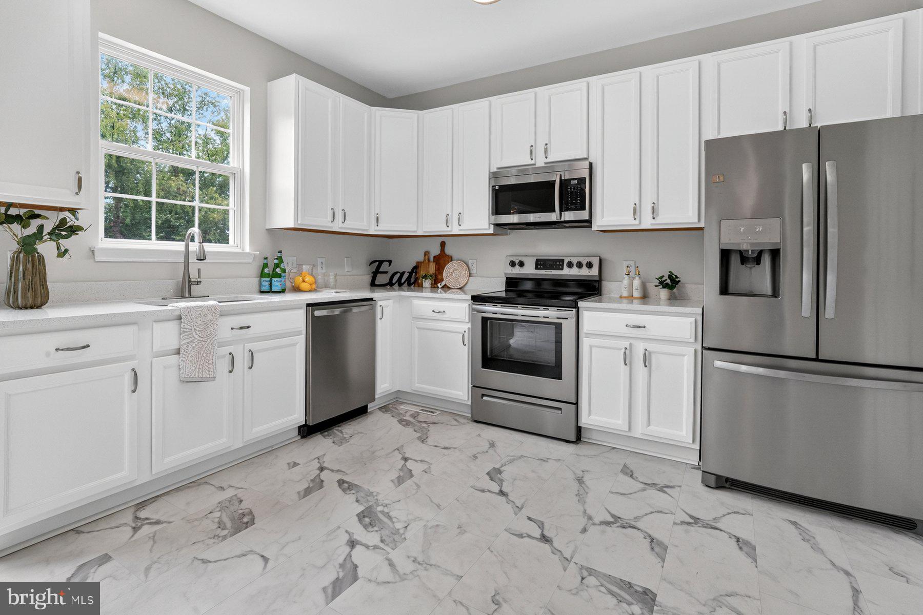 242 Colbert Street Taneytown, MD 21787 - Photo 13 of 35 Gallery Image 13