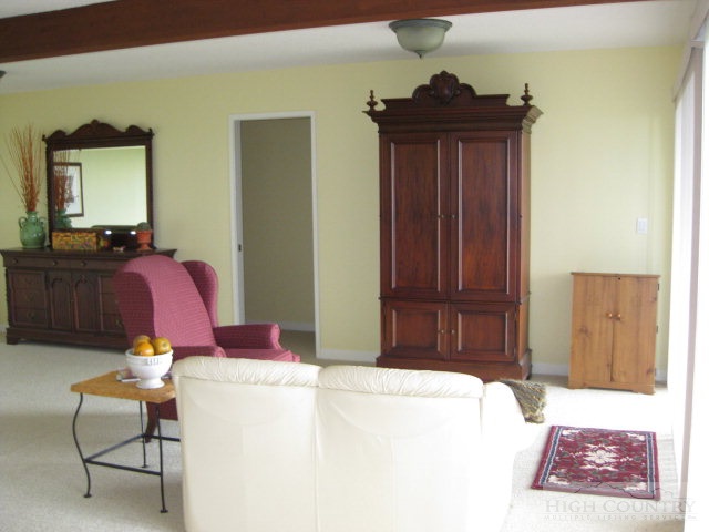 484 St Andrews Road Beech Mountain, NC 28604 - Photo 3 of 32 Gallery Image 3