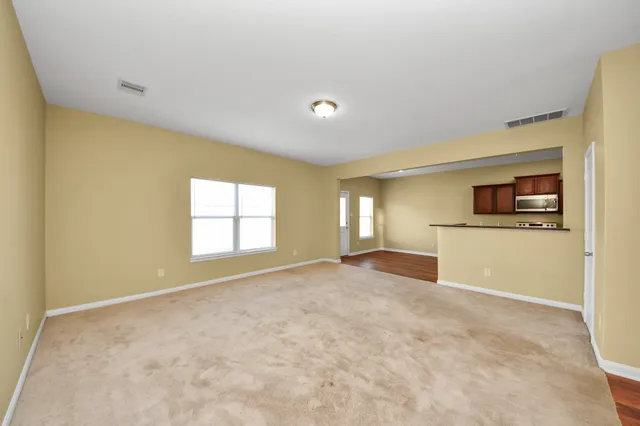 $2,300 | 6915 Primrose Road, Baytown, TX 77521