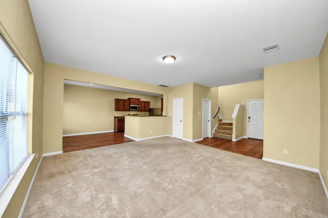 $2,300 | 6915 Primrose Road, Baytown, TX 77521