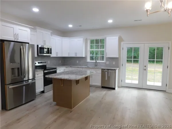 $279,000 | 605 5th Street, Bladenboro, NC 28320