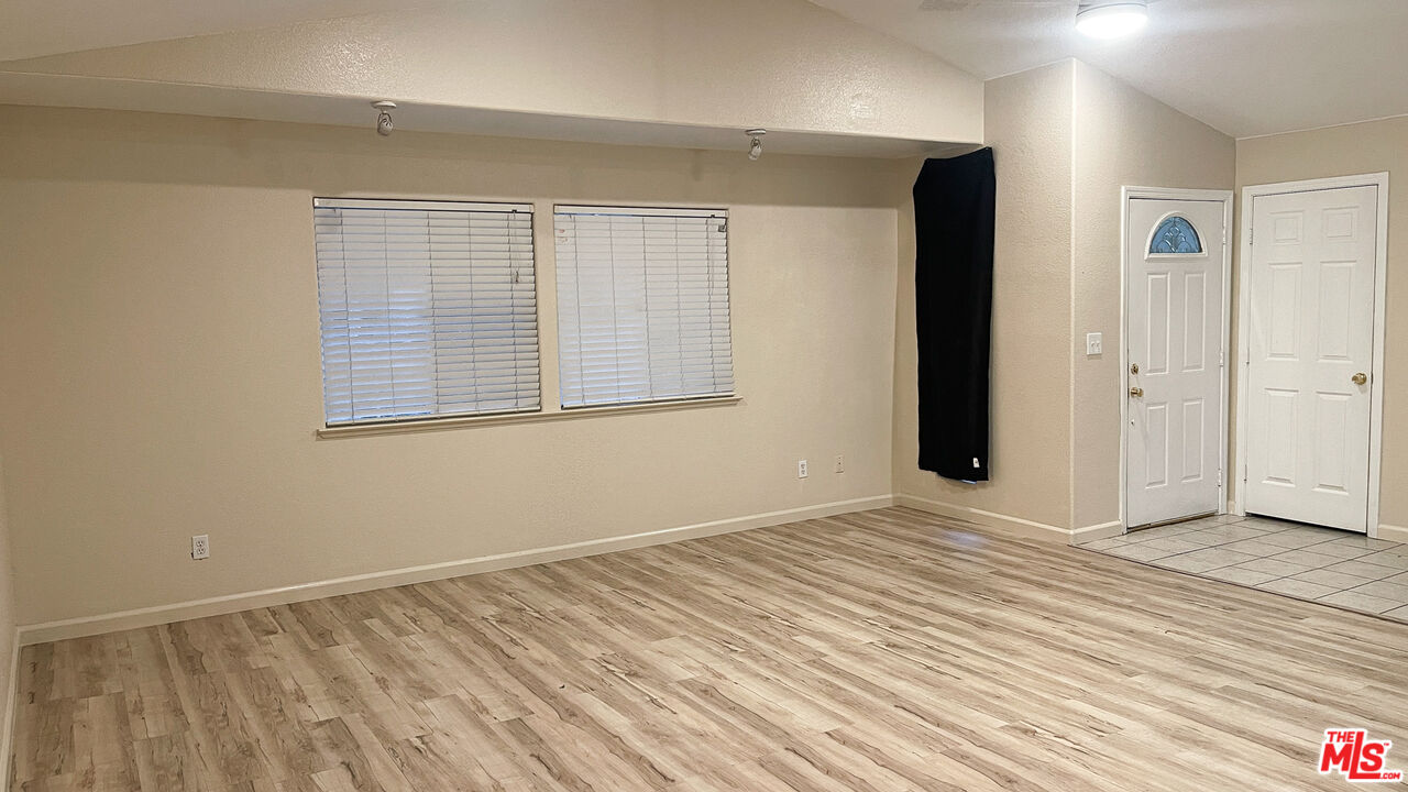 114 West 13th Street Merced, CA 95341 - Photo 5 of 14