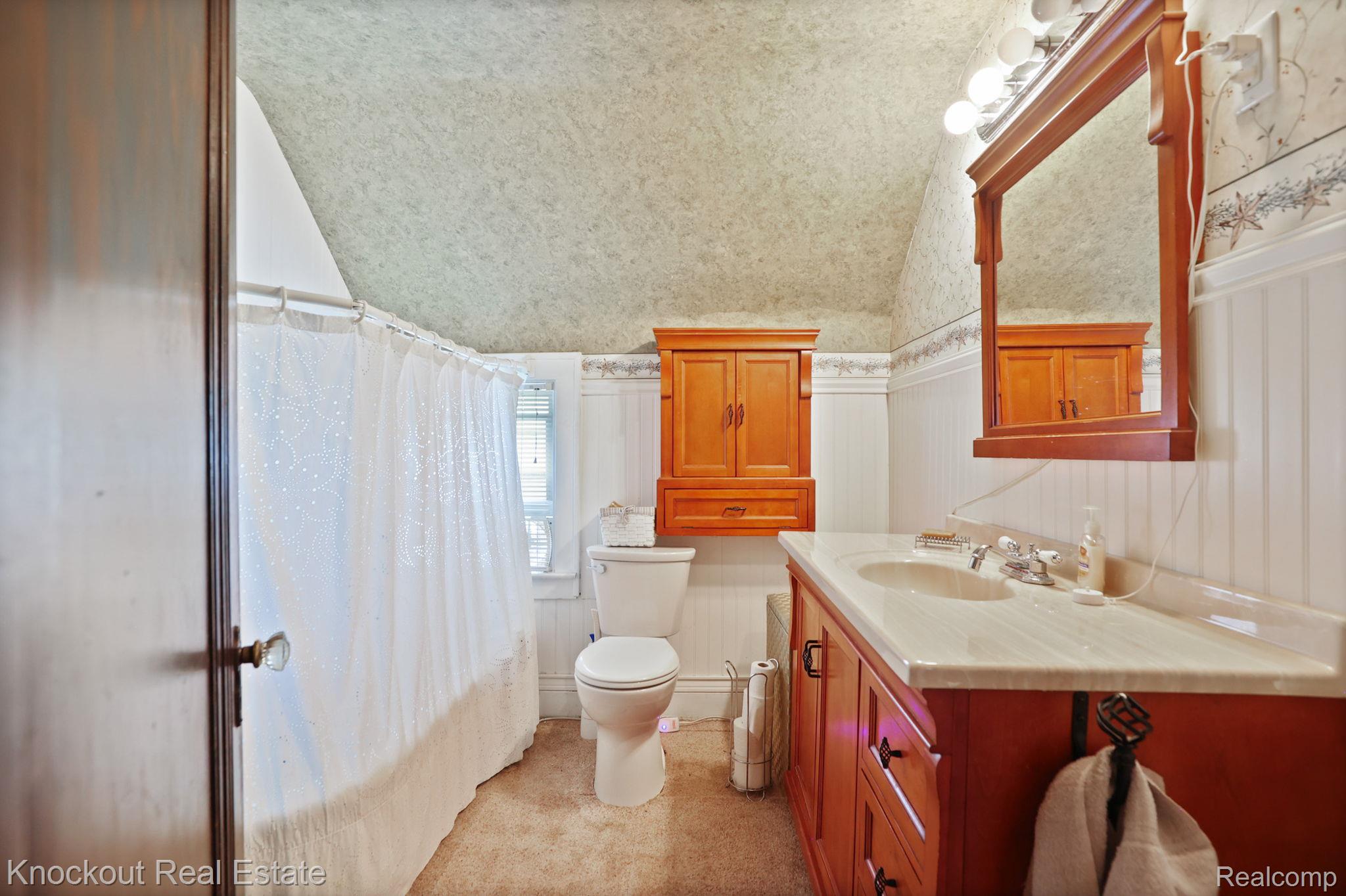 6814 Curtis Road Bridgeport, MI 48722 - Photo 29 of 62 30-web-or-mls-6814 Curtis Rd Bridgeport-30.jpg