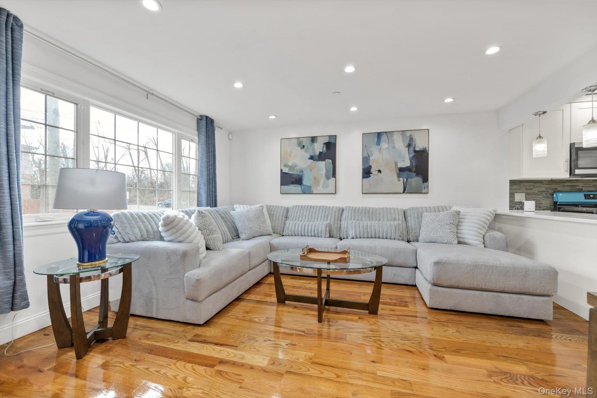 147-34 224th Street Queens, NY 11413 - Photo 11 of 27