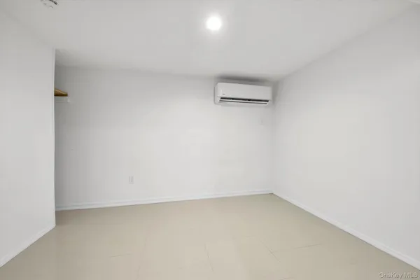 $1,280,000 | 147-34 224th Street | Brookville