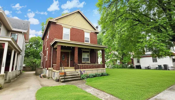 $299,900 | 765 Mcmakin Avenue, Cincinnati, OH 45232