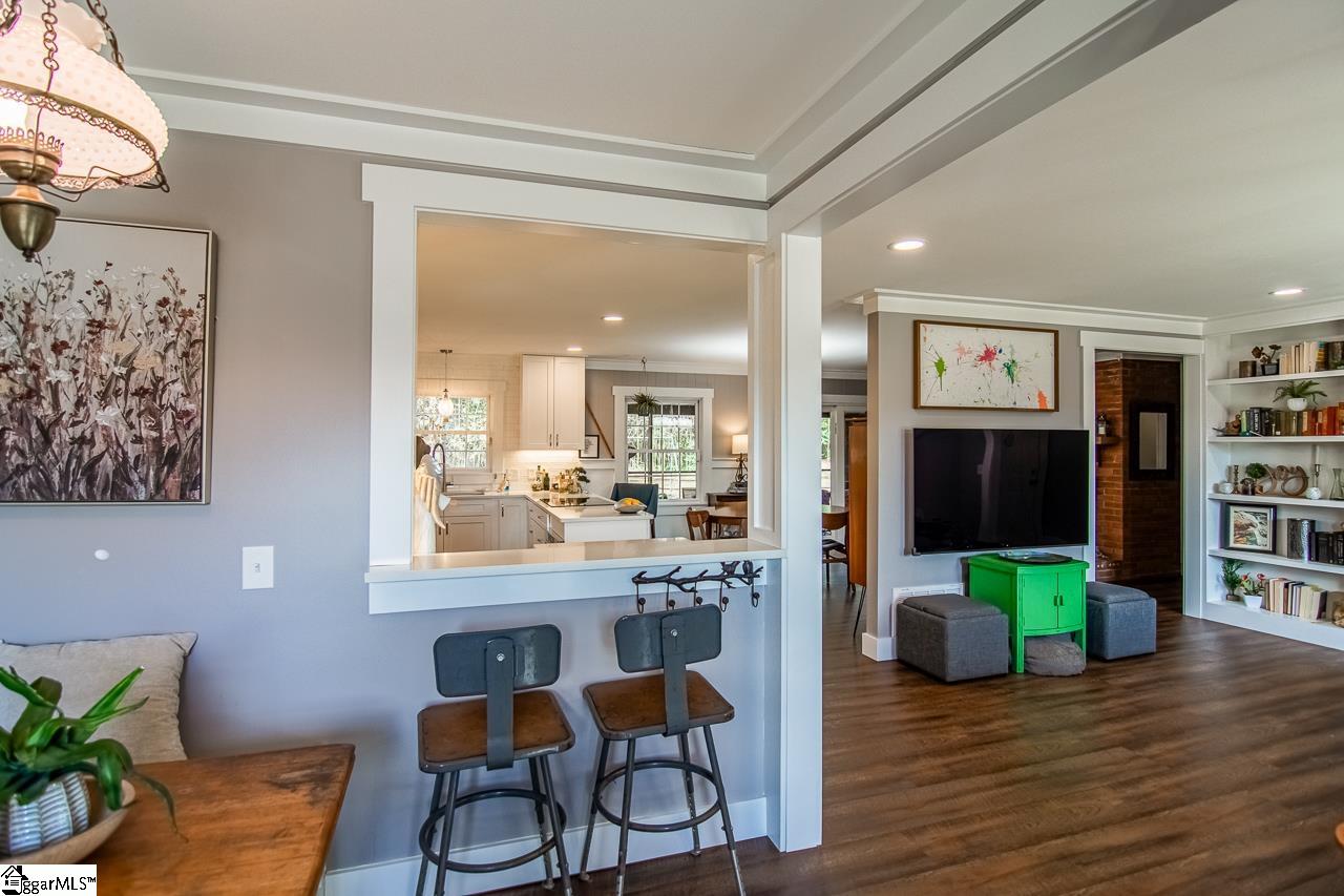 306 Thelma Drive Mauldin, SC 29662 - Photo 5 of 36